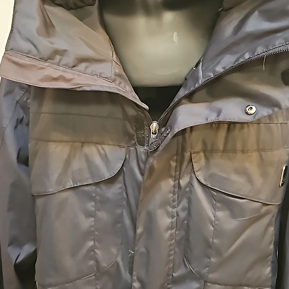 DC Snowboard Shell Coat Jacket w/ hood - M